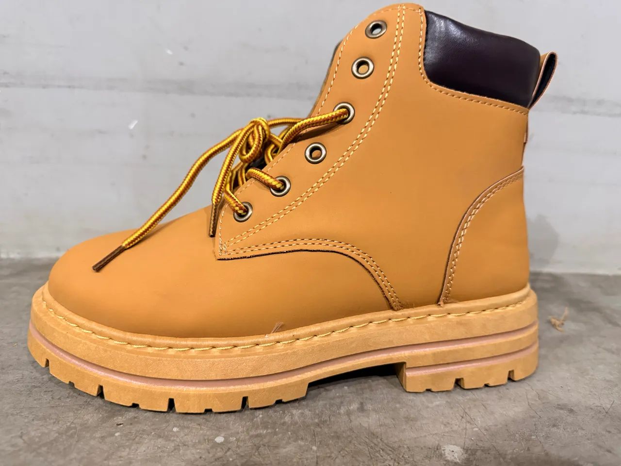 Bota Marron para Uso no Dia a Dia