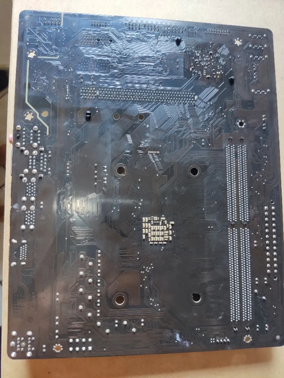 Placa Mae AM4 Gigabyte B450M-k ( Sucata ) - Foto 2