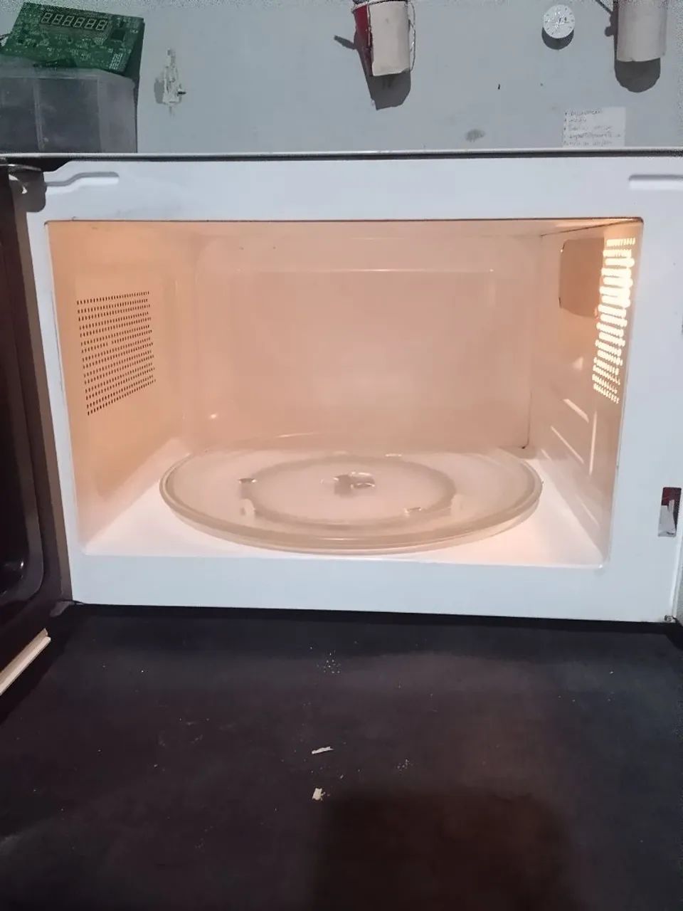 Microondas Philco 18 litros  - Foto 2