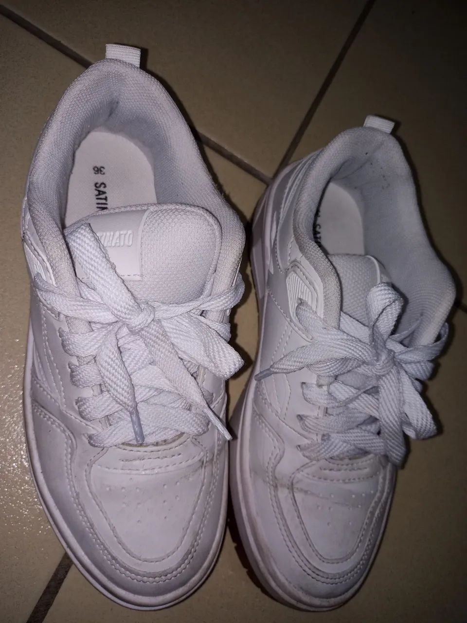 Tênis branco n36