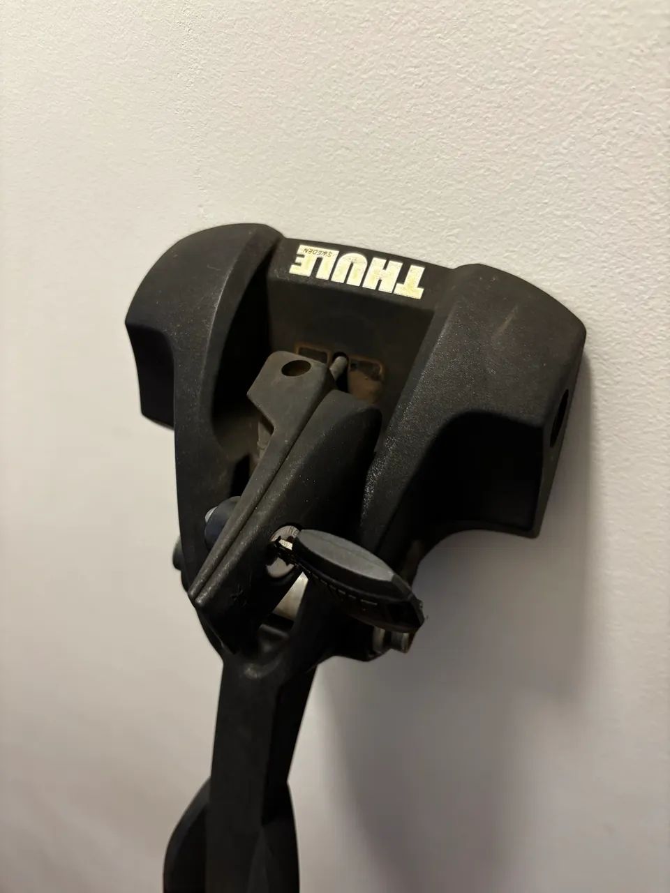 Duas calhas Thule  - Foto 2