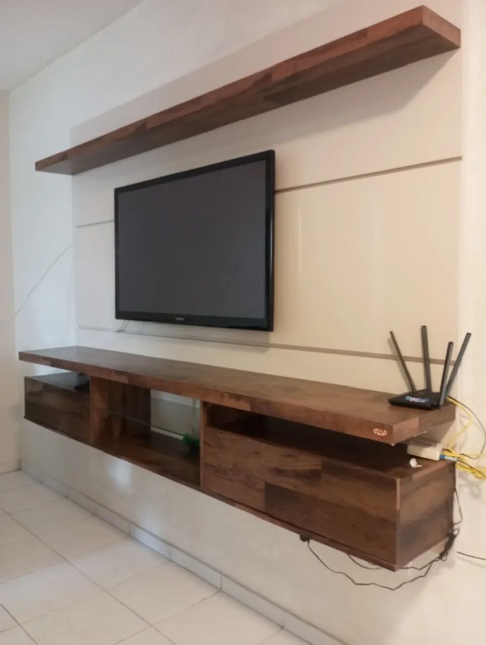 Rack com Painel para TV Medindo 2.20 Largura 1.60 Altura  - Foto 2