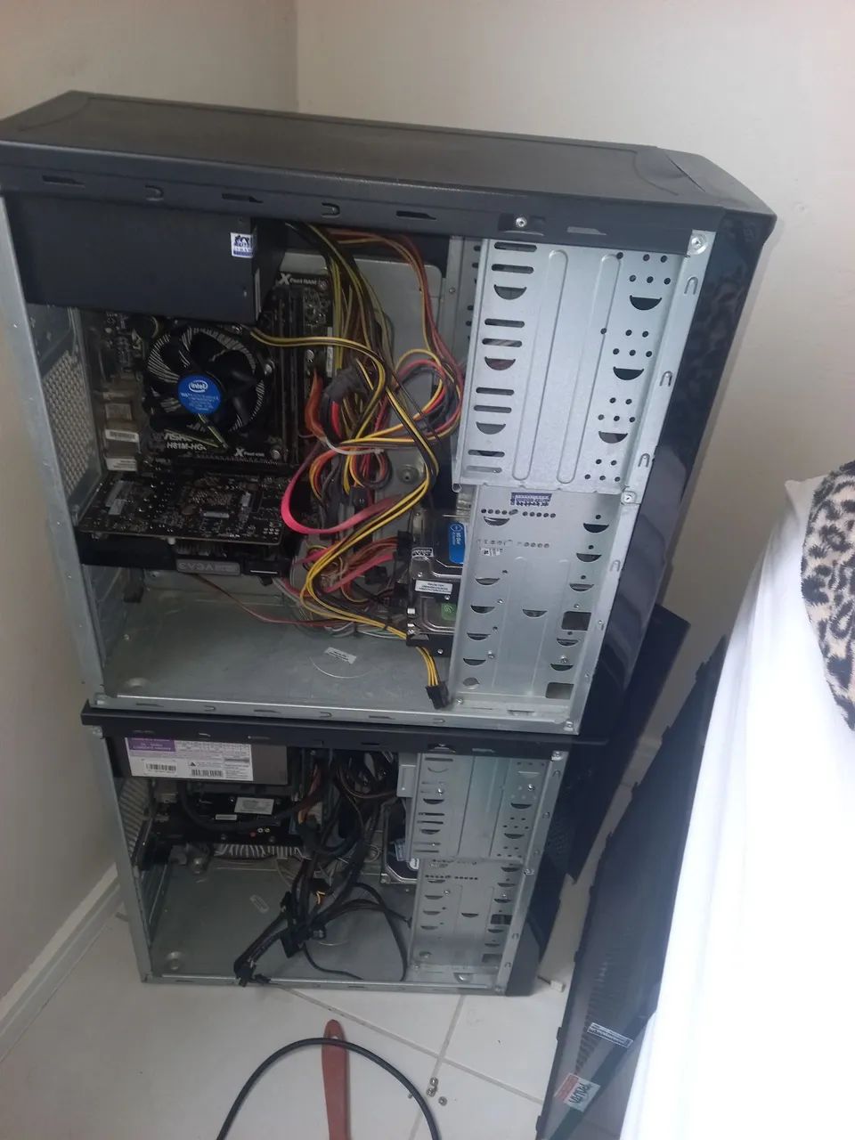 2 Gabinetes Para Retirada de Peças - Foto 5