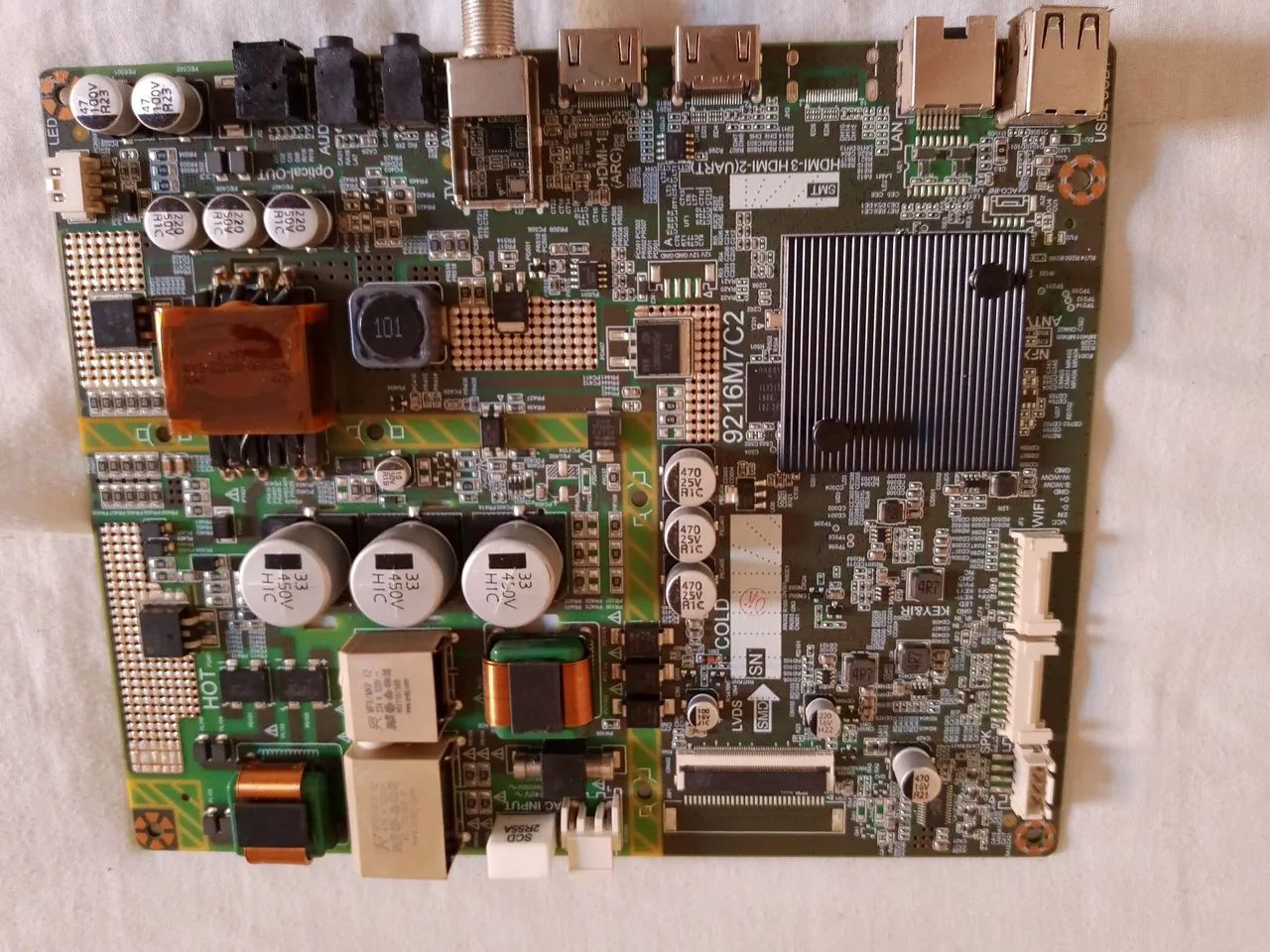 Vendo placa de tv Philco modelo mt7603u 32 polegadas 