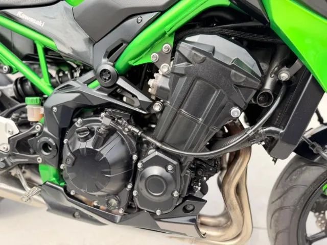 Kawasaki Z900 2022 - Foto 5