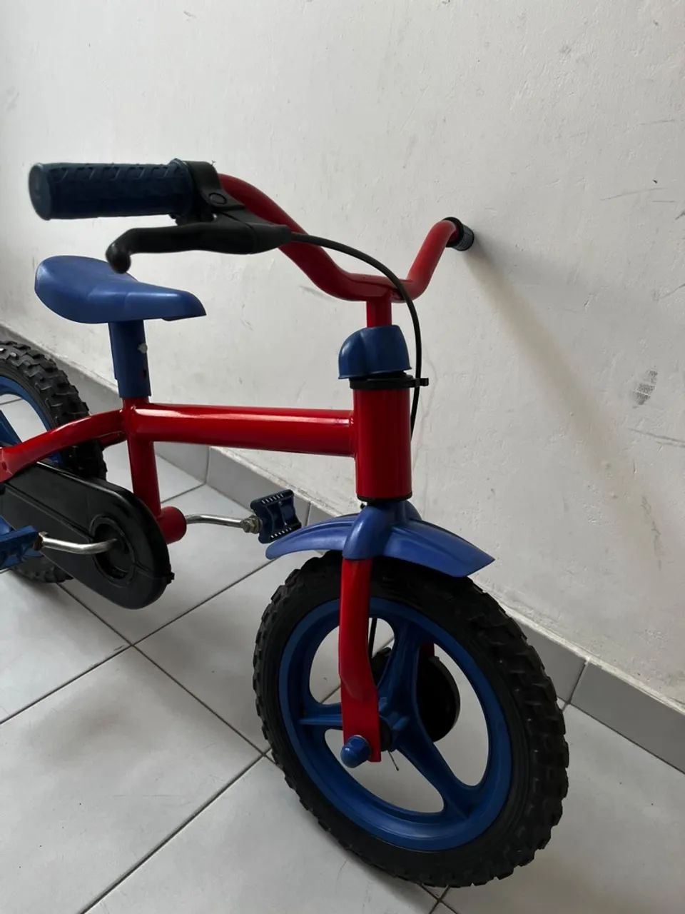 Vendo e troco bicicleta infantil barata