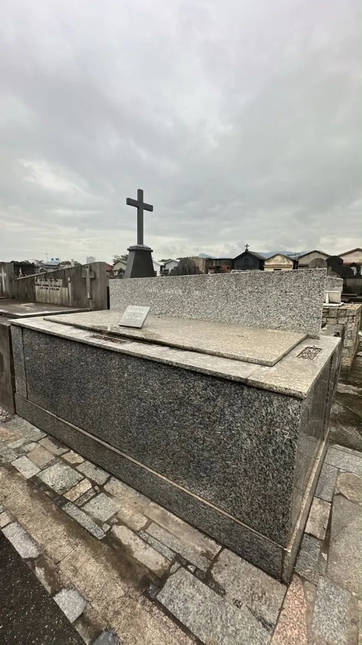 Jazigo Perpétuo  São Francisco Xavier 
