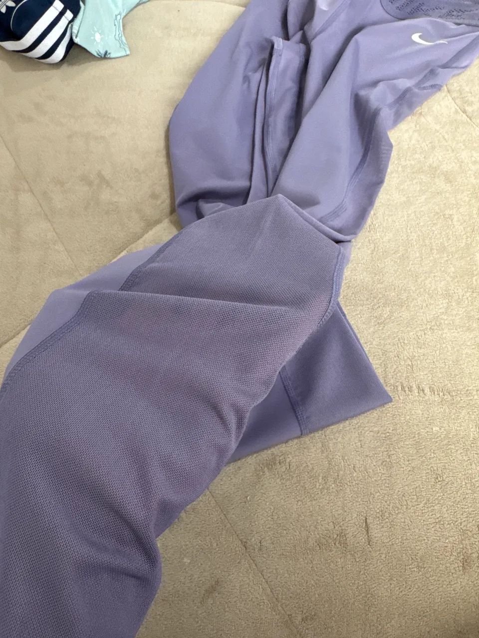 Legging Nike pro lilás com tule tamanho M - Foto 2