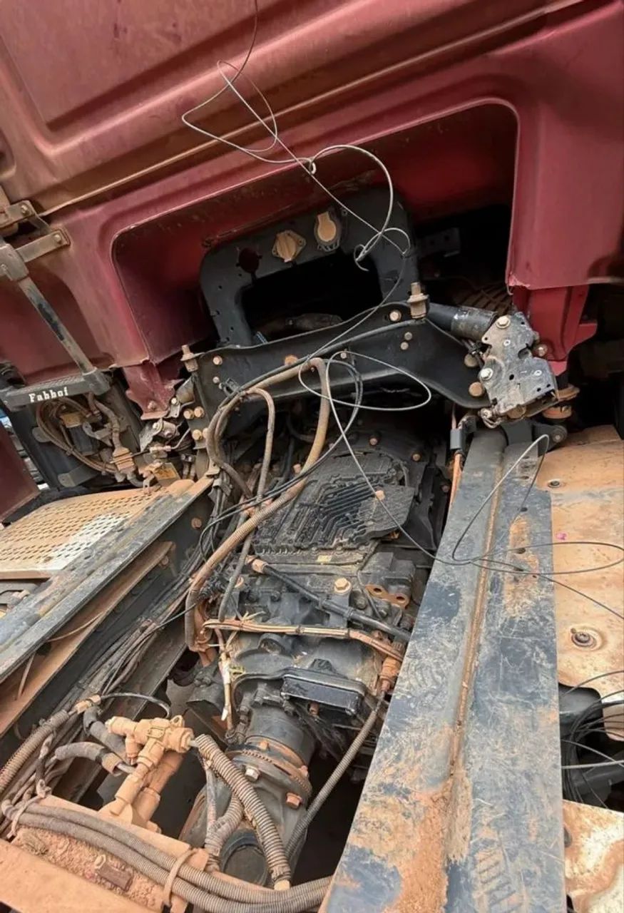 Daf ZF 530 Caminhão somente  para retira de peças - Foto 4