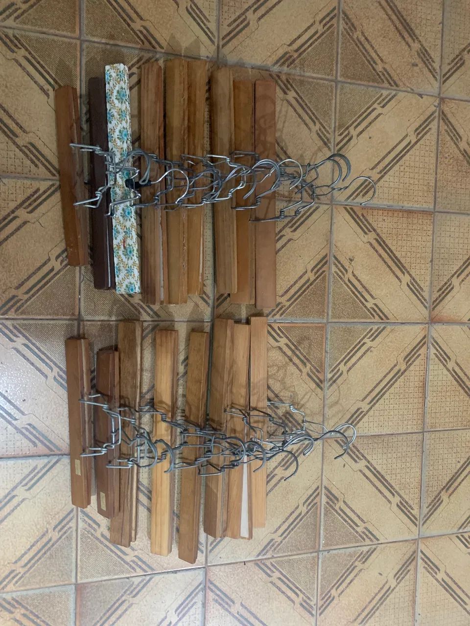 Lote com 17 Cabides de Pressão Antigos Vintage - Foto 2