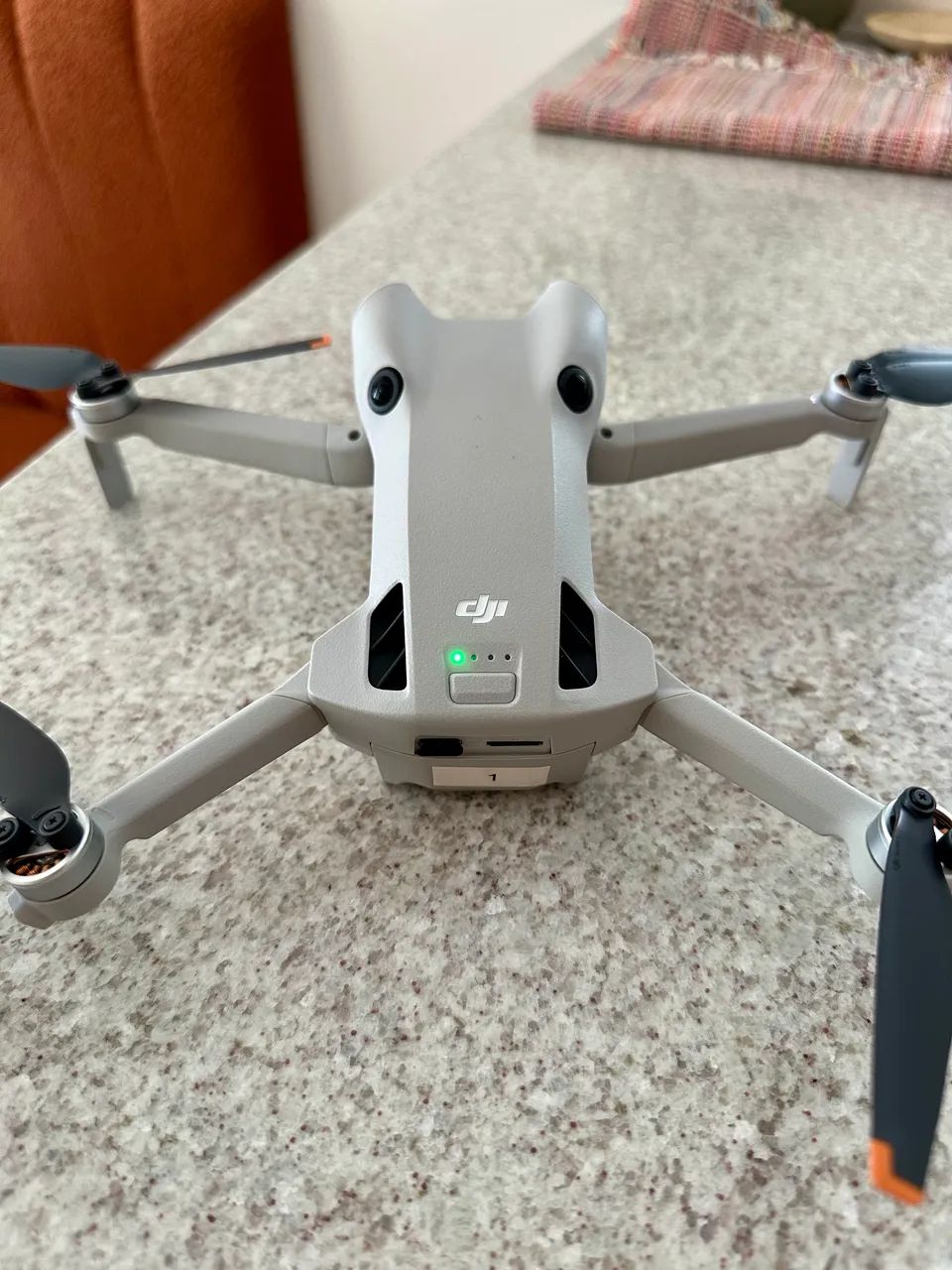 DJI Mini 4 Pro Fly More Combo Plus - Foto 3