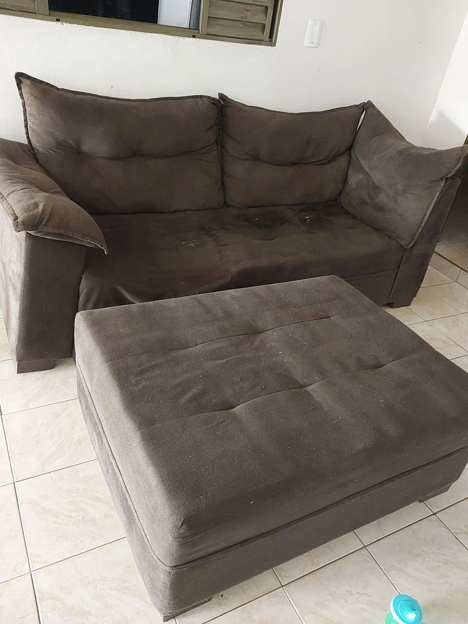 Sofa and Pouf422082074935316480