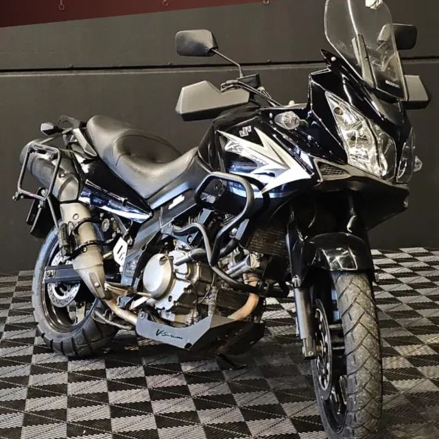 Suzuki  V-STROM DL 650 2012  Preta