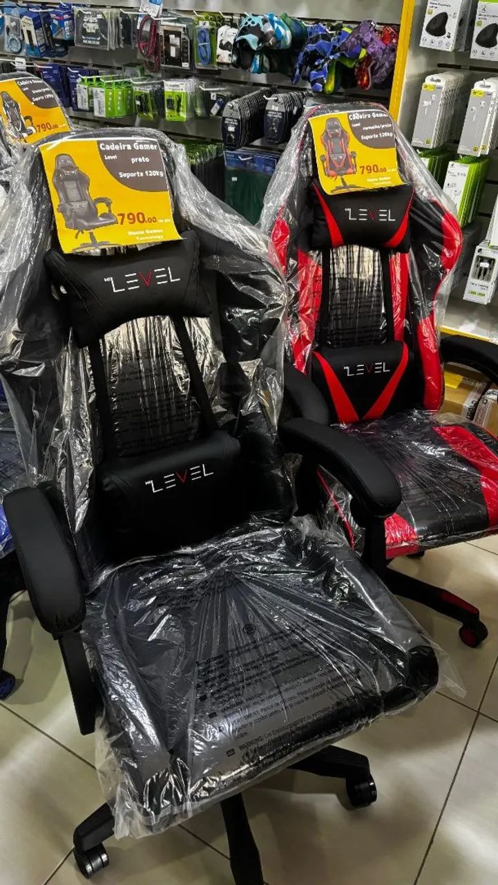  Cadeira gamer nova de courino