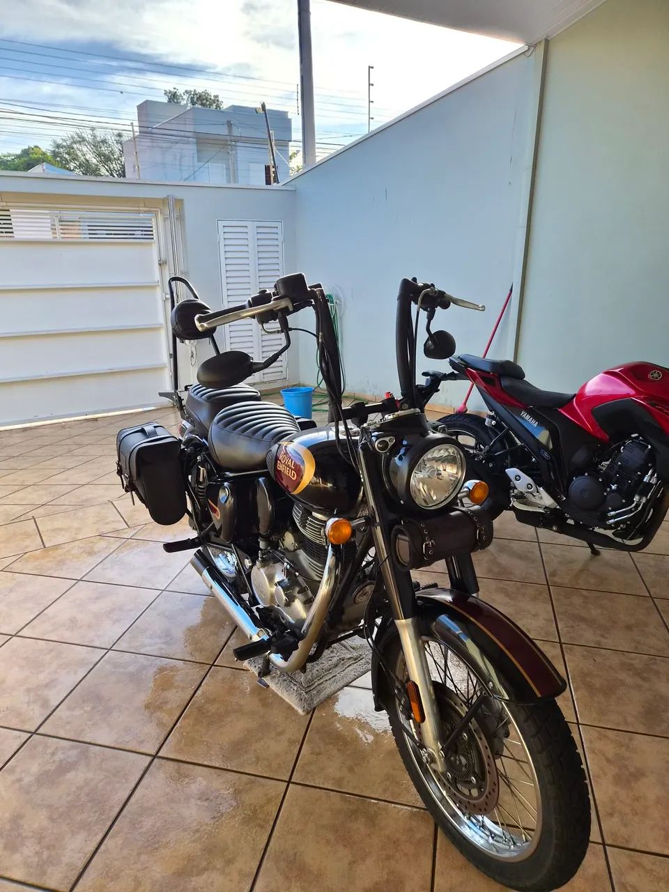 Classic 350 Super equipada - Foto 2