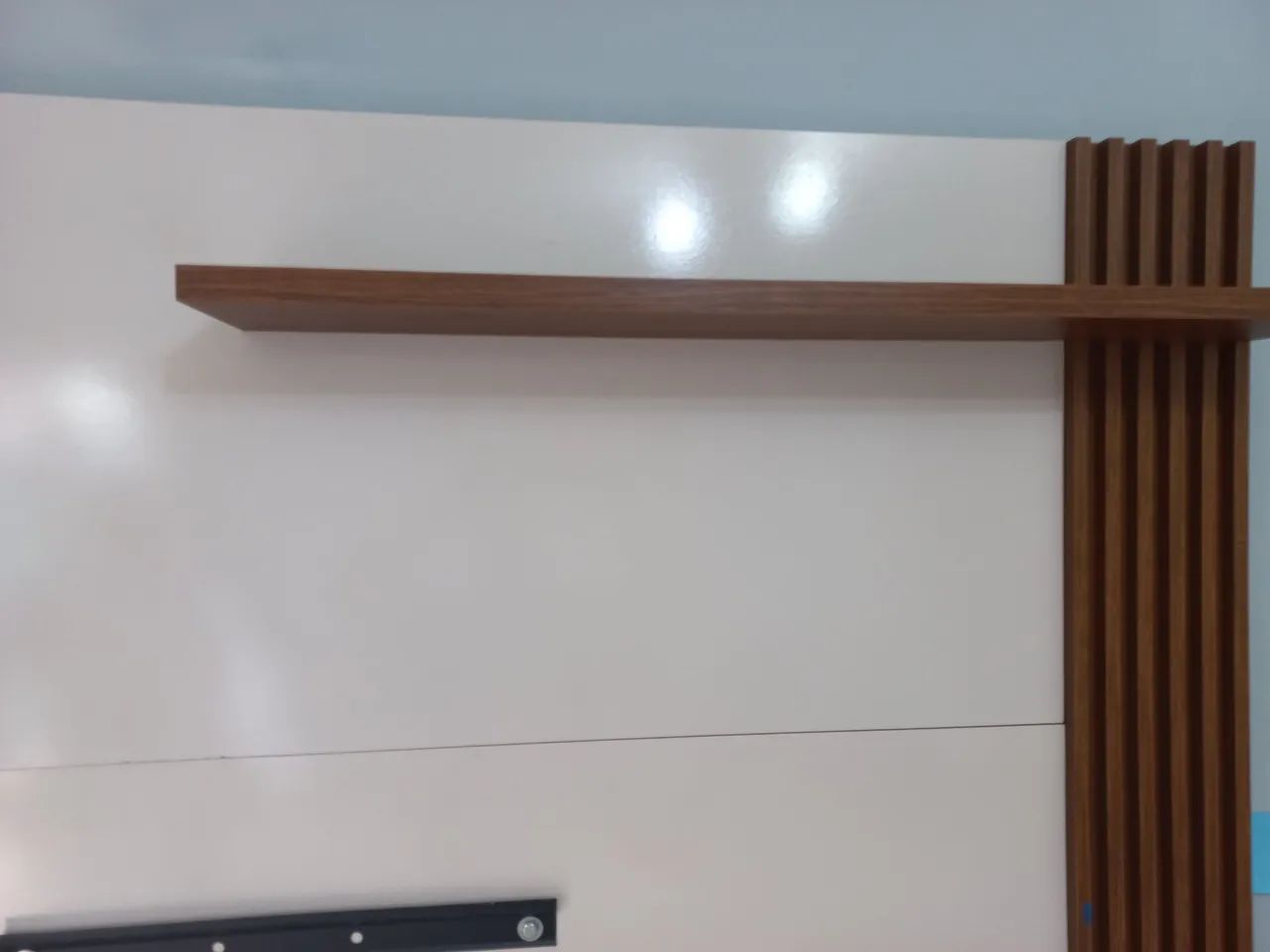 Painel para TV de até 75 polegadas.  - Foto 2