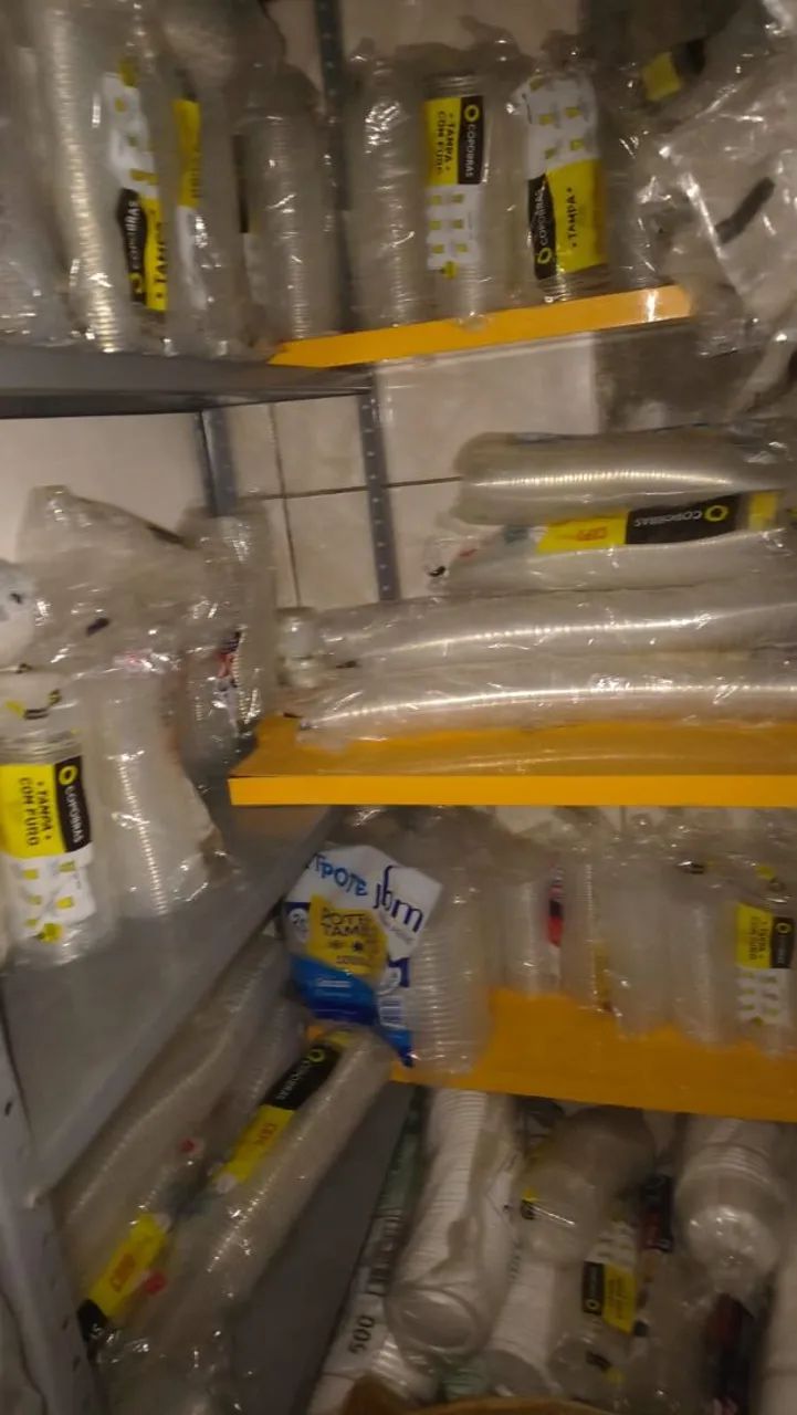 Vendo/alugo loja para Milkshake/Açaíteria pronta - Foto 2