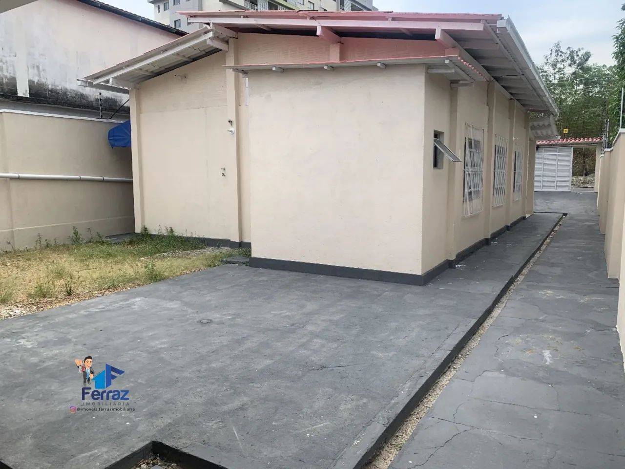 Parque 10: casa 03 quartos reformada leia - Foto 4
