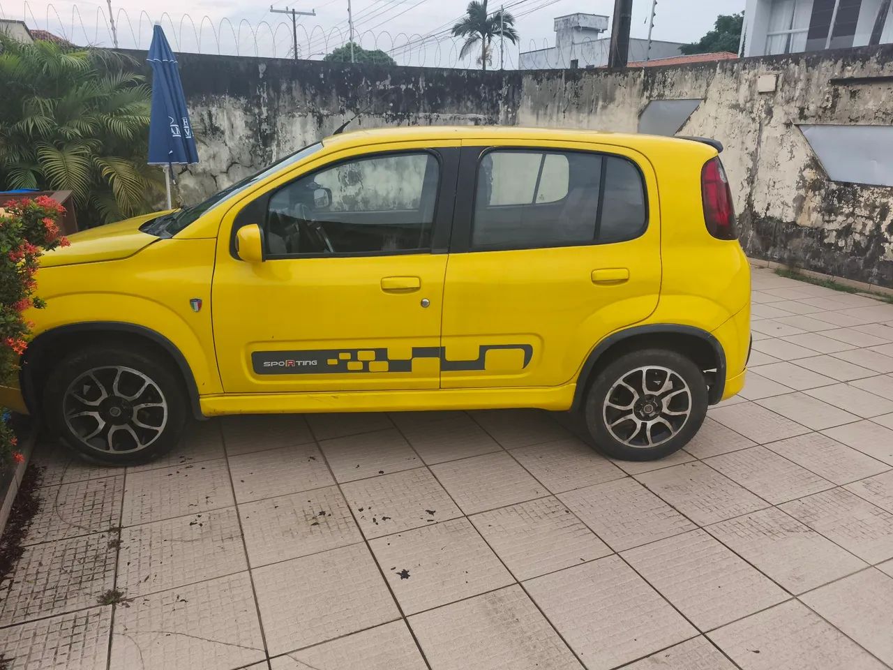 Fiat Uno Sporting 1.4 EVO Fire Flex 8V 4P 2012 - Foto 4