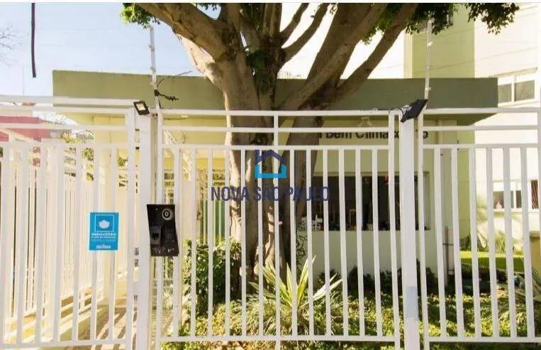 Apartamento com 2 quartos, 1 banheiro, 1 vaga de garagem .