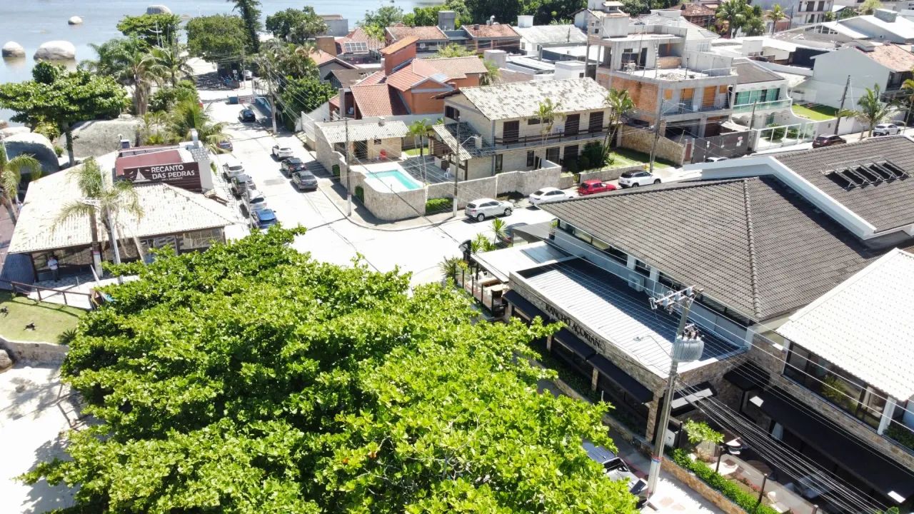 IMÓVEL IDEAL PARA OPERAÇÃO GASTRÔMICA - PRAIA DO ITAGUAÇU EM COQUEIROS - FLORIANÓPOLIS - S - Foto 4