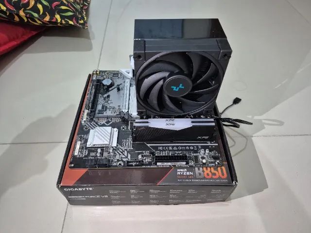 Placa mãe Gigabyte B850m Force v2 (Muito nova) - Foto 4