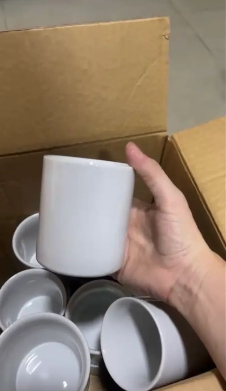 Canecas de porcelanas 