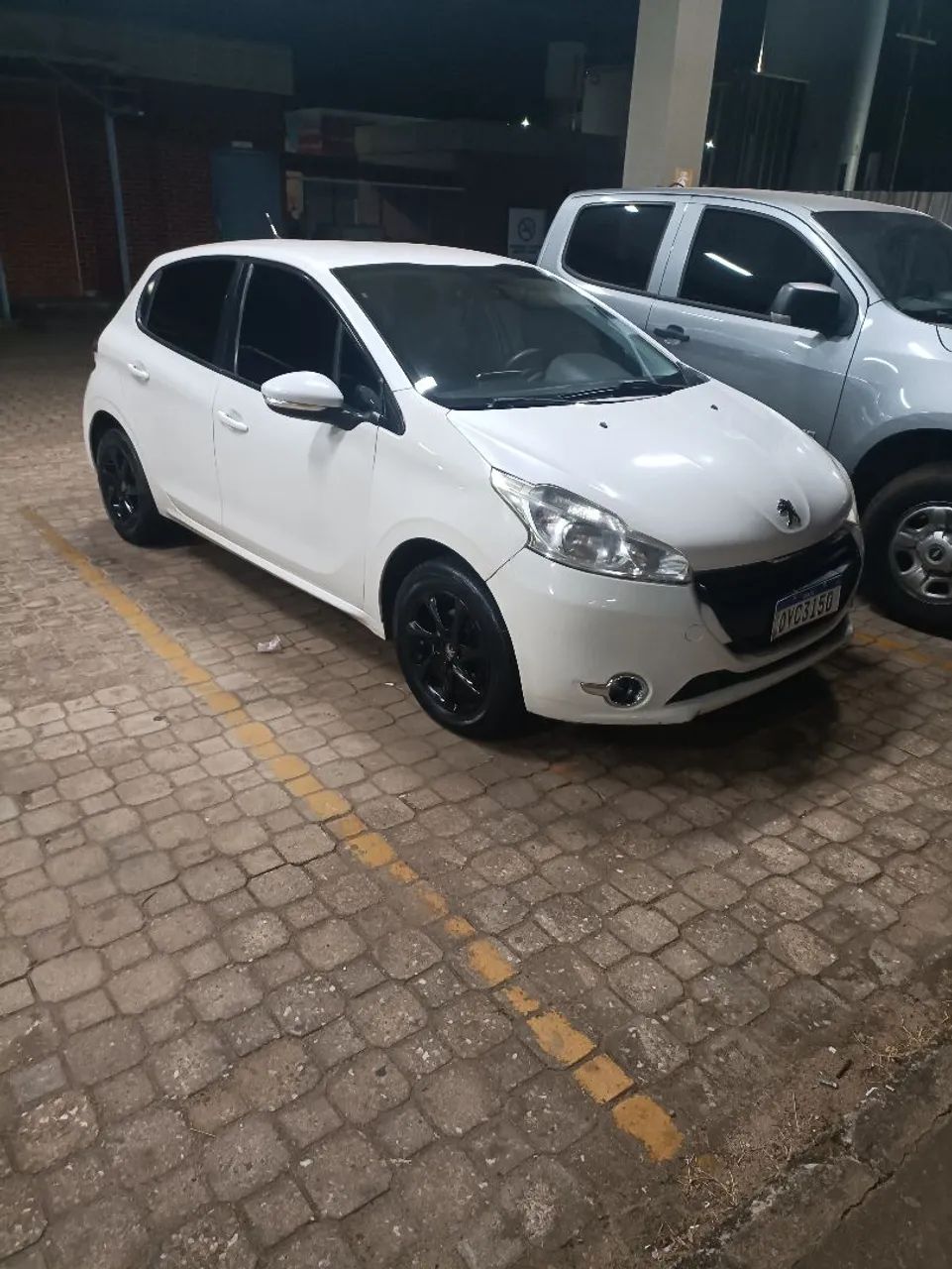 Peugeot 208 Active/active Pack 1.5 Flex 8V 5P 2015 - Foto 3