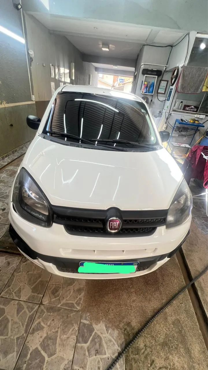 Fiat Uno UNO DRIVE 1.0 Flex 6V 5p 2018