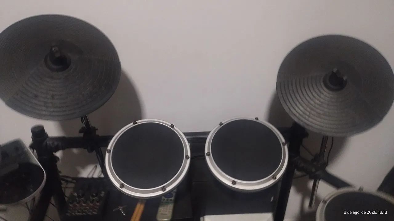 Bateria Eletrônica Behringer. - Foto 4