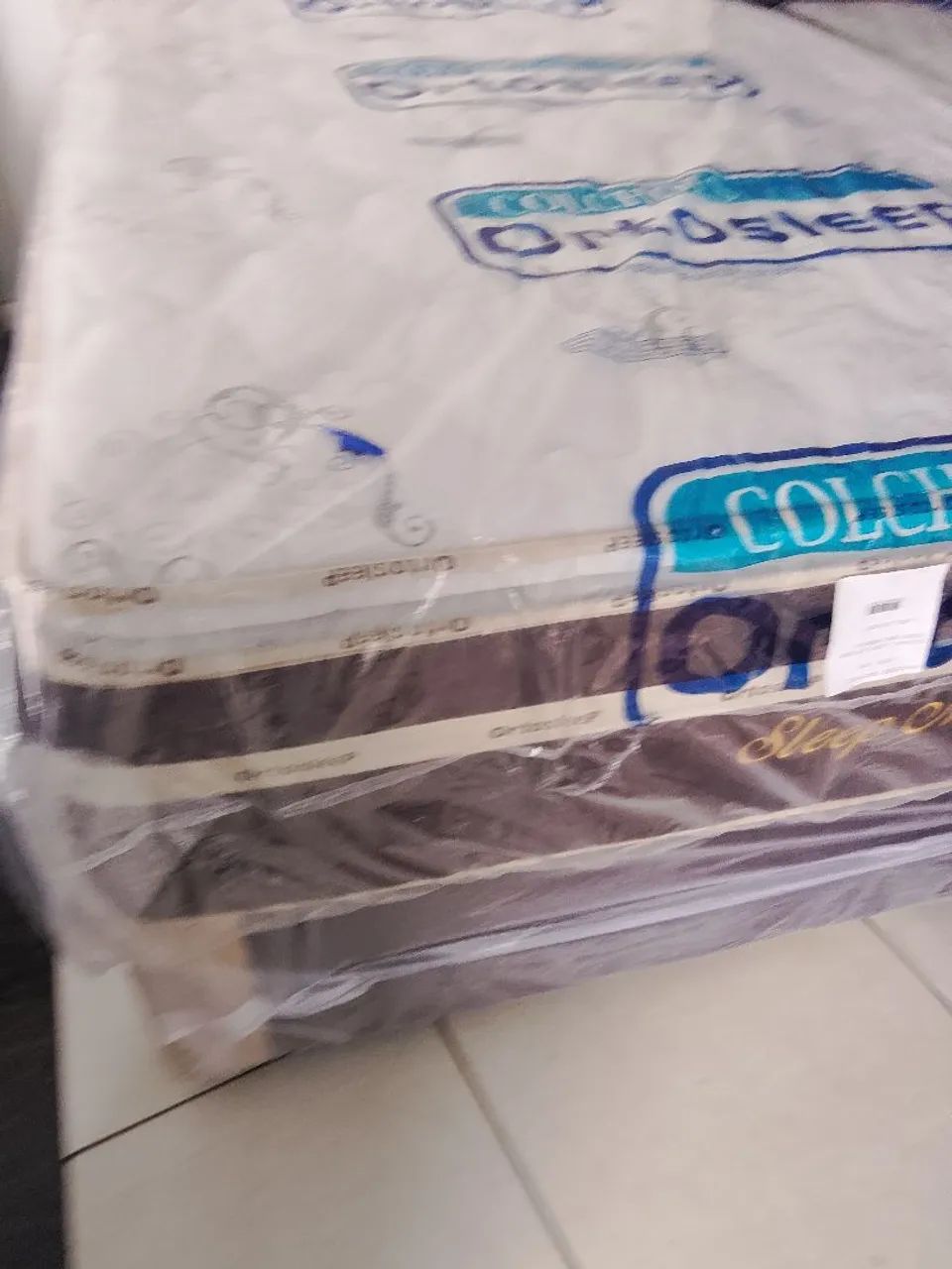 Cama casal  colchão molas esnsacadas de 34 cm