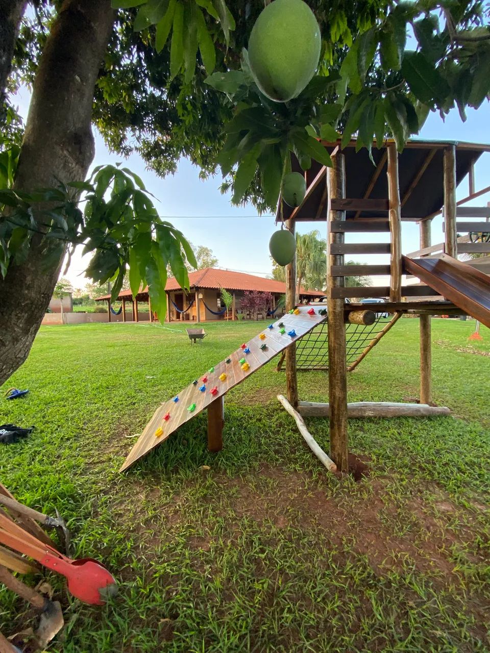 Vendo linda chácara na beira da pista  - Foto 2