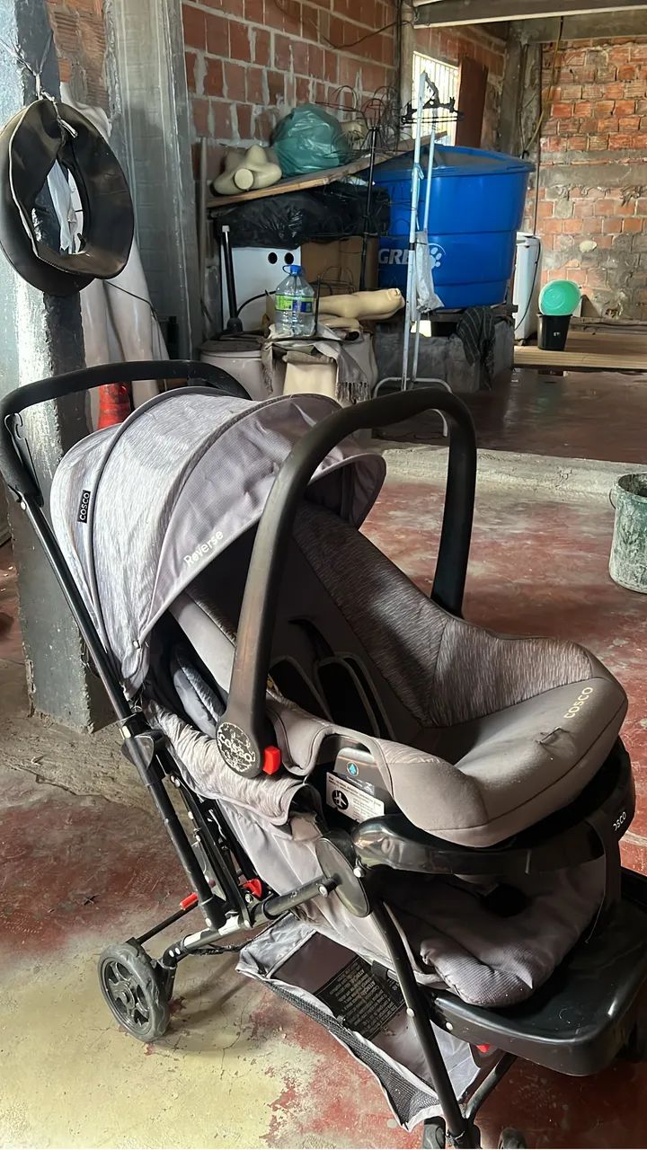 CARRINHO DE BEBÊ + BEBÊ CONFORTO 