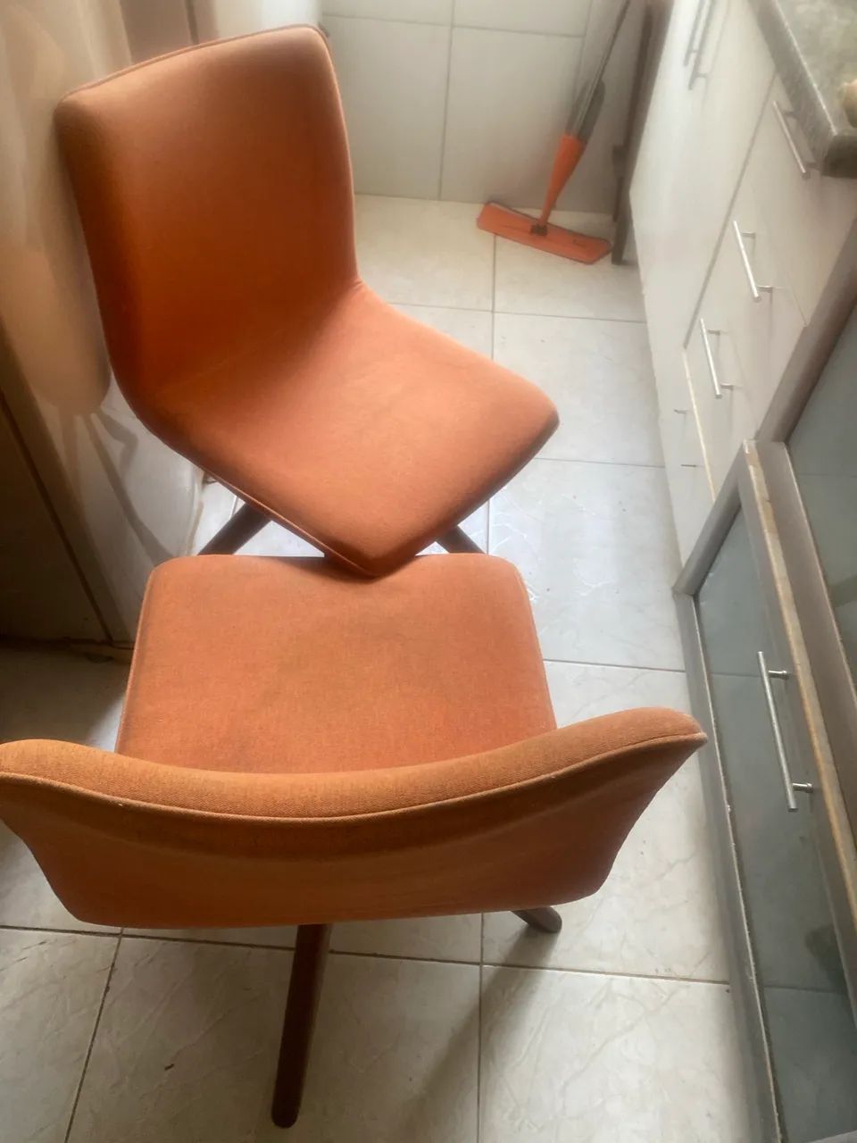 Cadeiras giratórias Tok stok - Foto 2