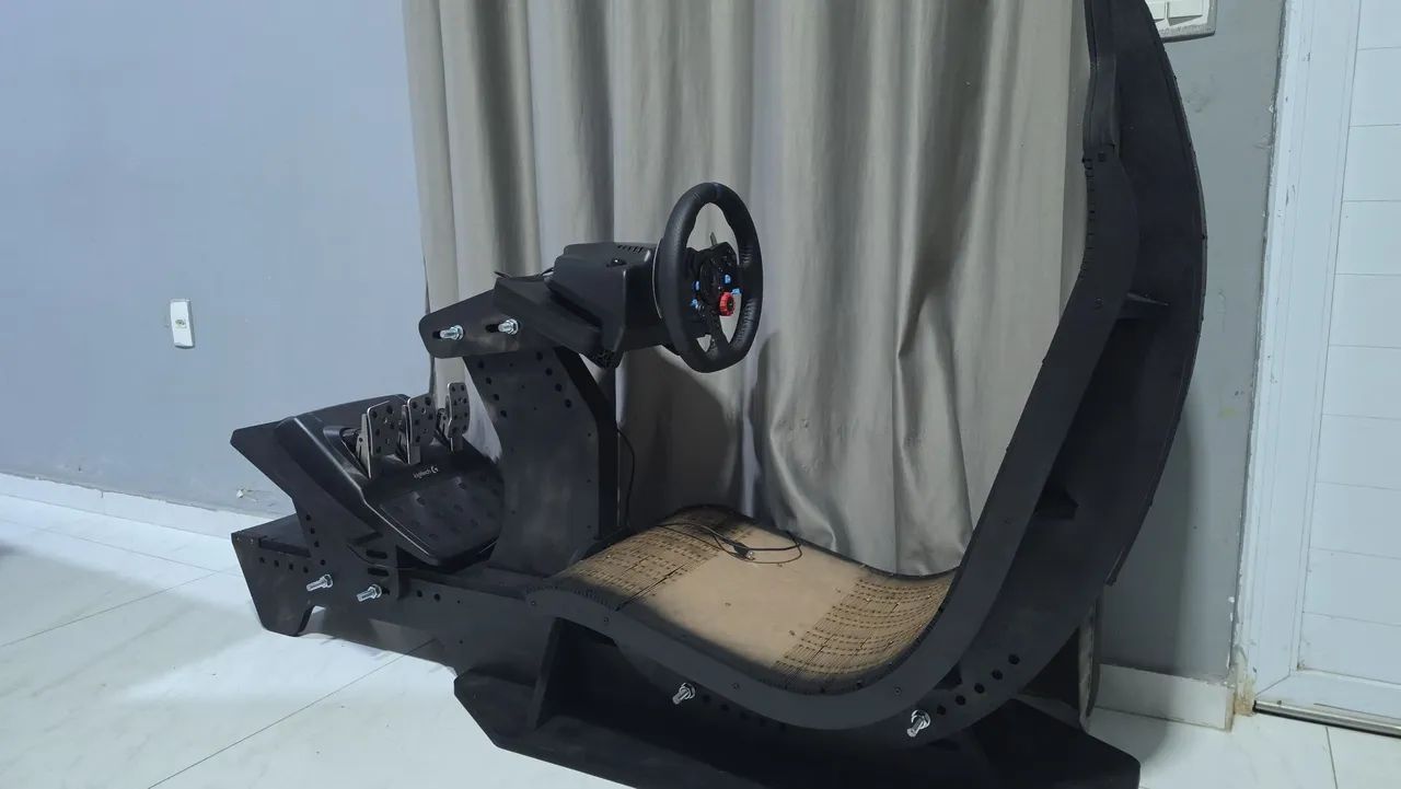 Kit g29 logitech vol + pedais+cockpit - Foto 5