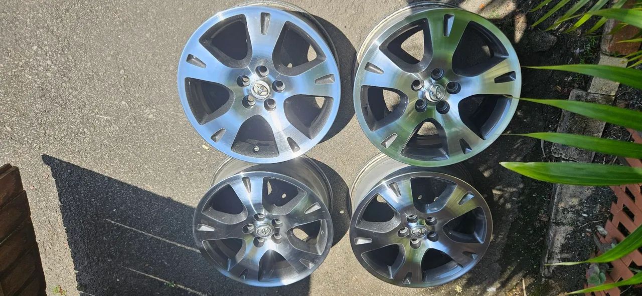 Rodas Toyota corolla aro 16 original