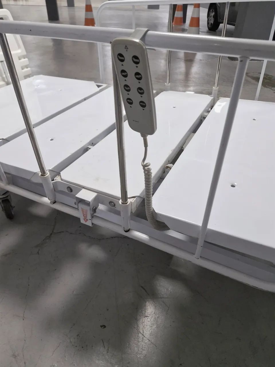 Cama hospitalar motorizada. - Foto 4