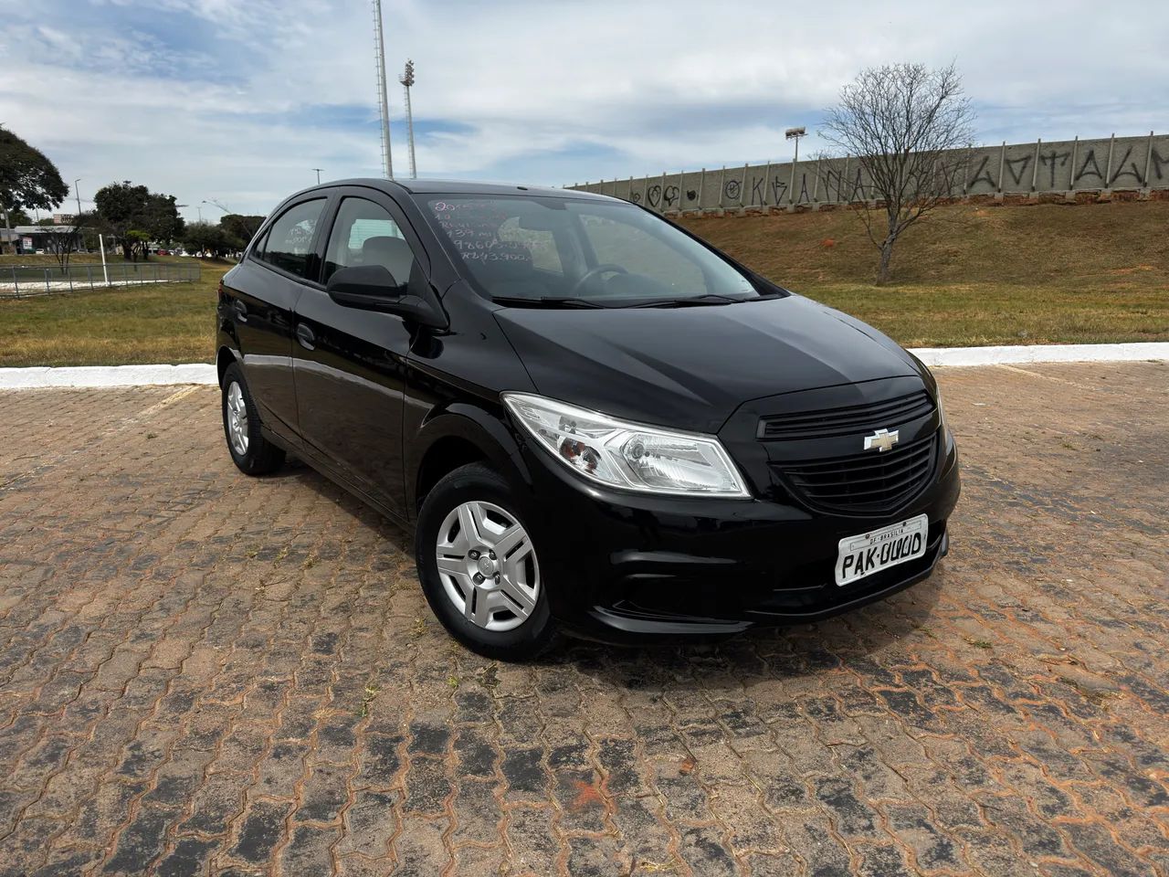 Chevrolet Onix 2016
