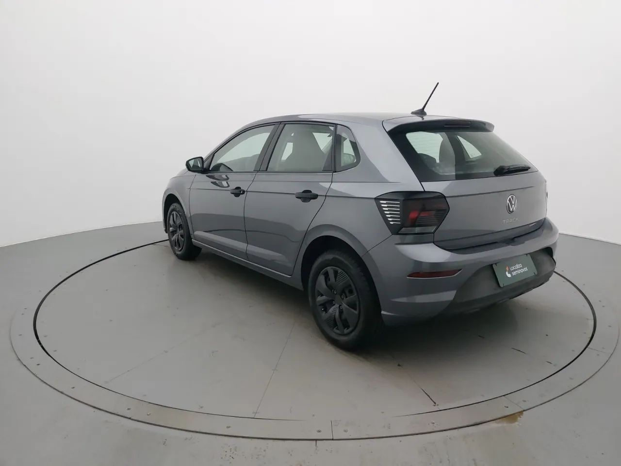 Volkswagen Polo Track 1.0 Flex 12V 5p, foto 3 de 18