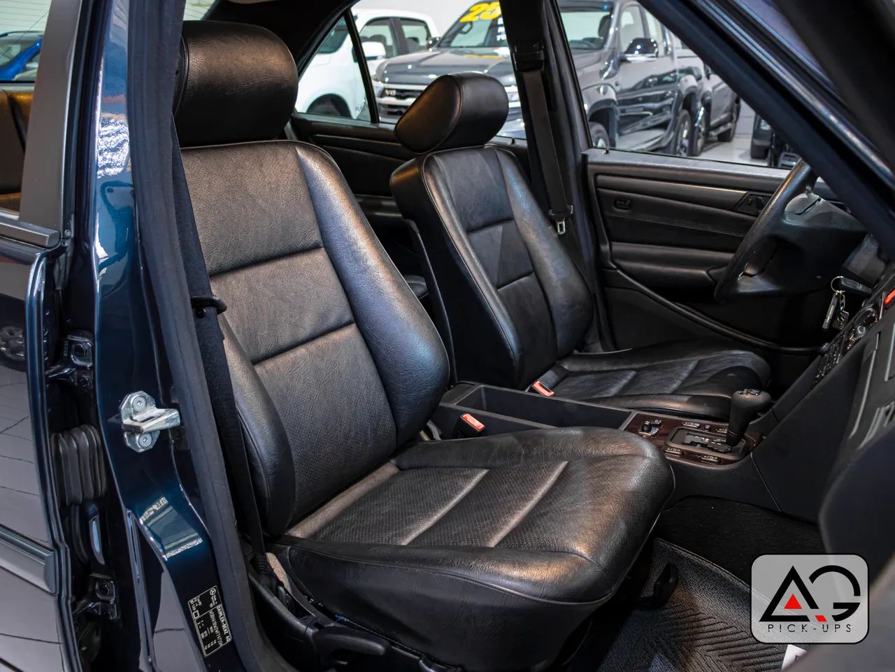 Mercedes-Benz Classe C CGI Classic 1.8 16V 156cv Aut., foto 10 de 20