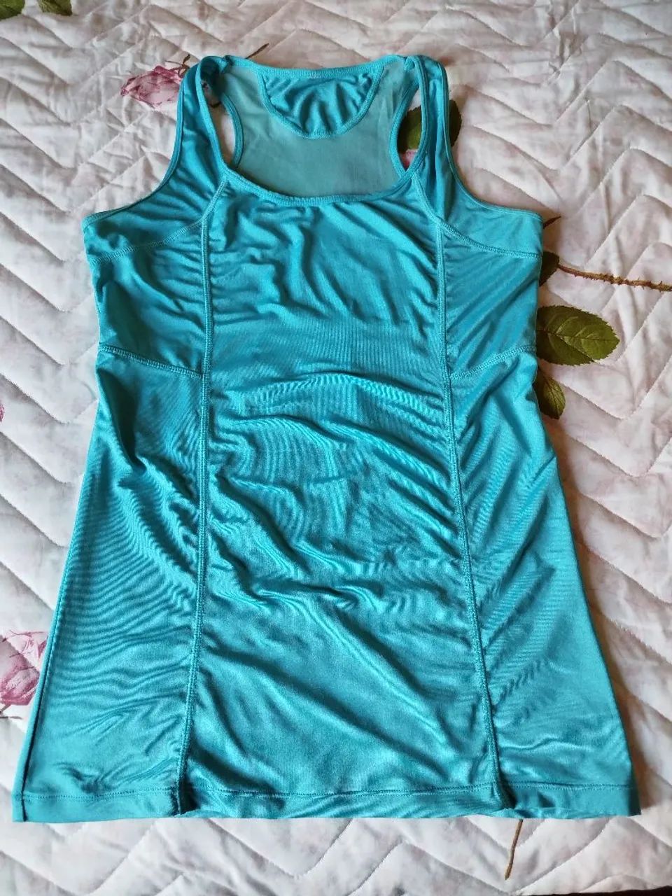 Camisa esportiva Tam M