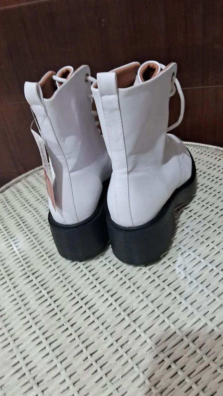 Bota feminina nova vizzano nova na caixa  - Foto 3
