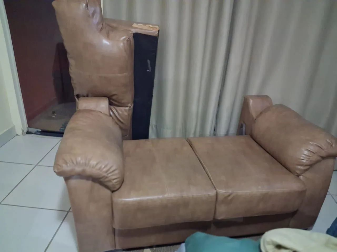 Vendo Sofá 2 lugares  - Foto 2