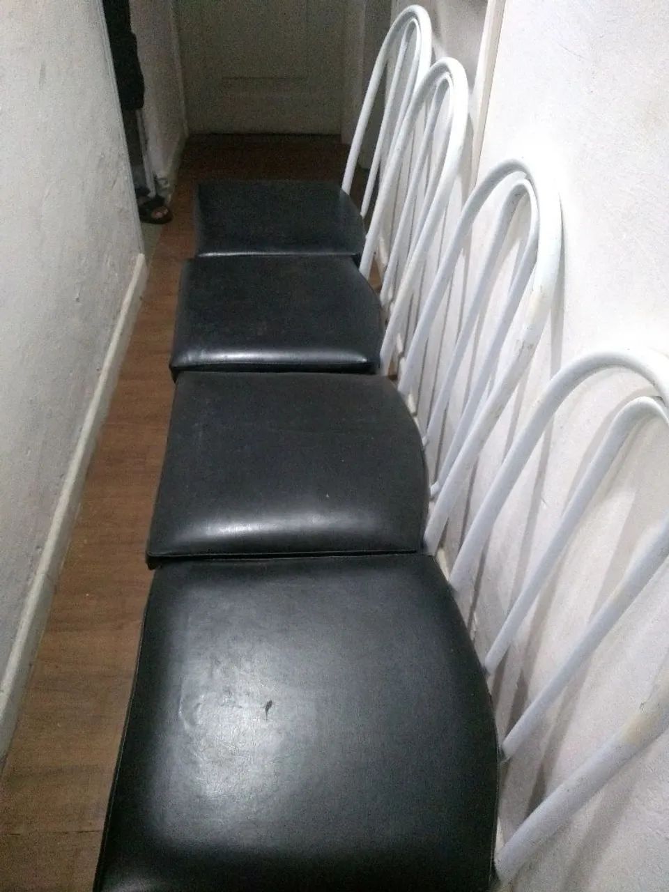 Conjunto Cadeiras para cozinha todas acolchoadas ..