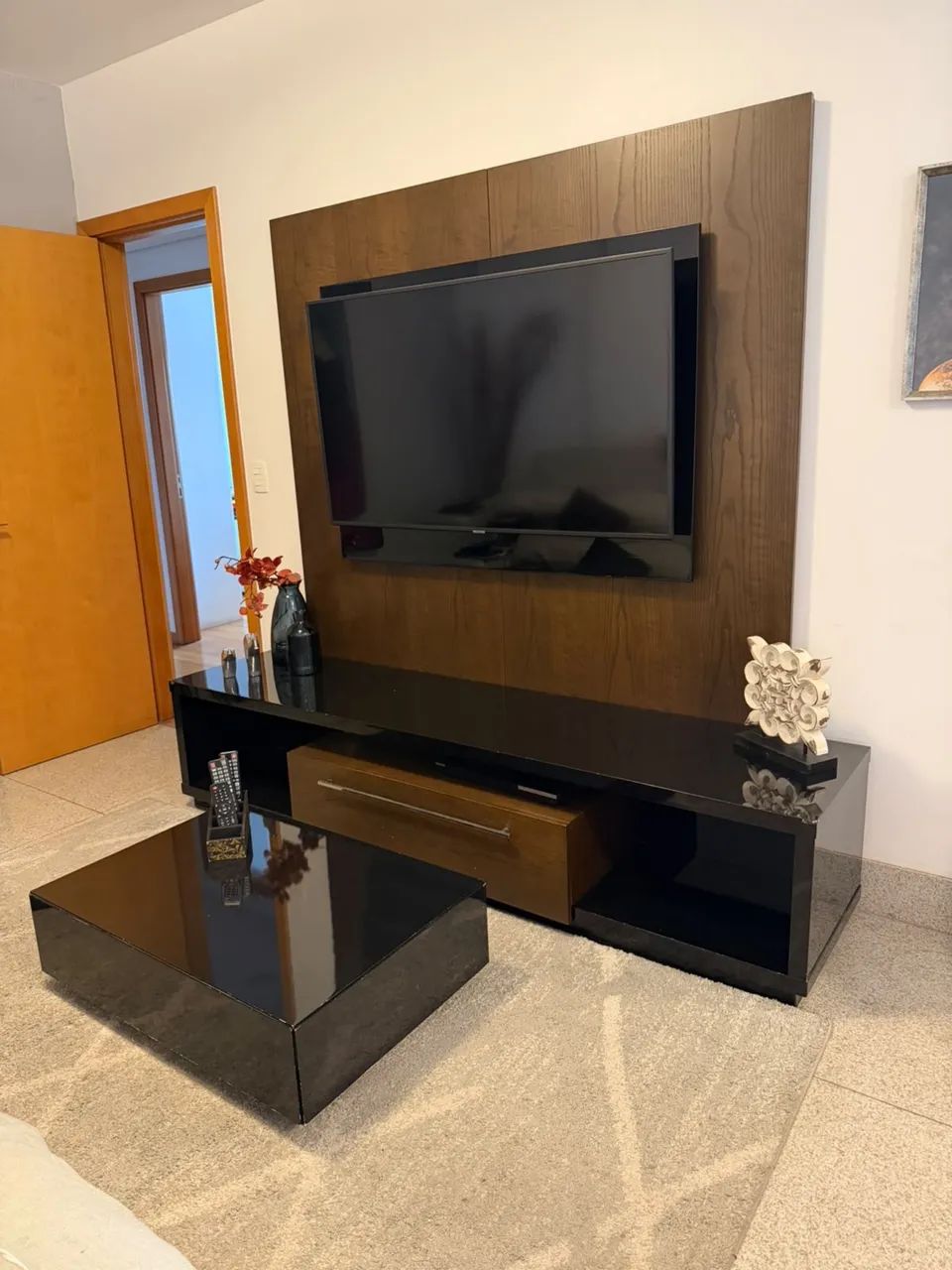 Hack televisão com painel em madeira  - Foto 4