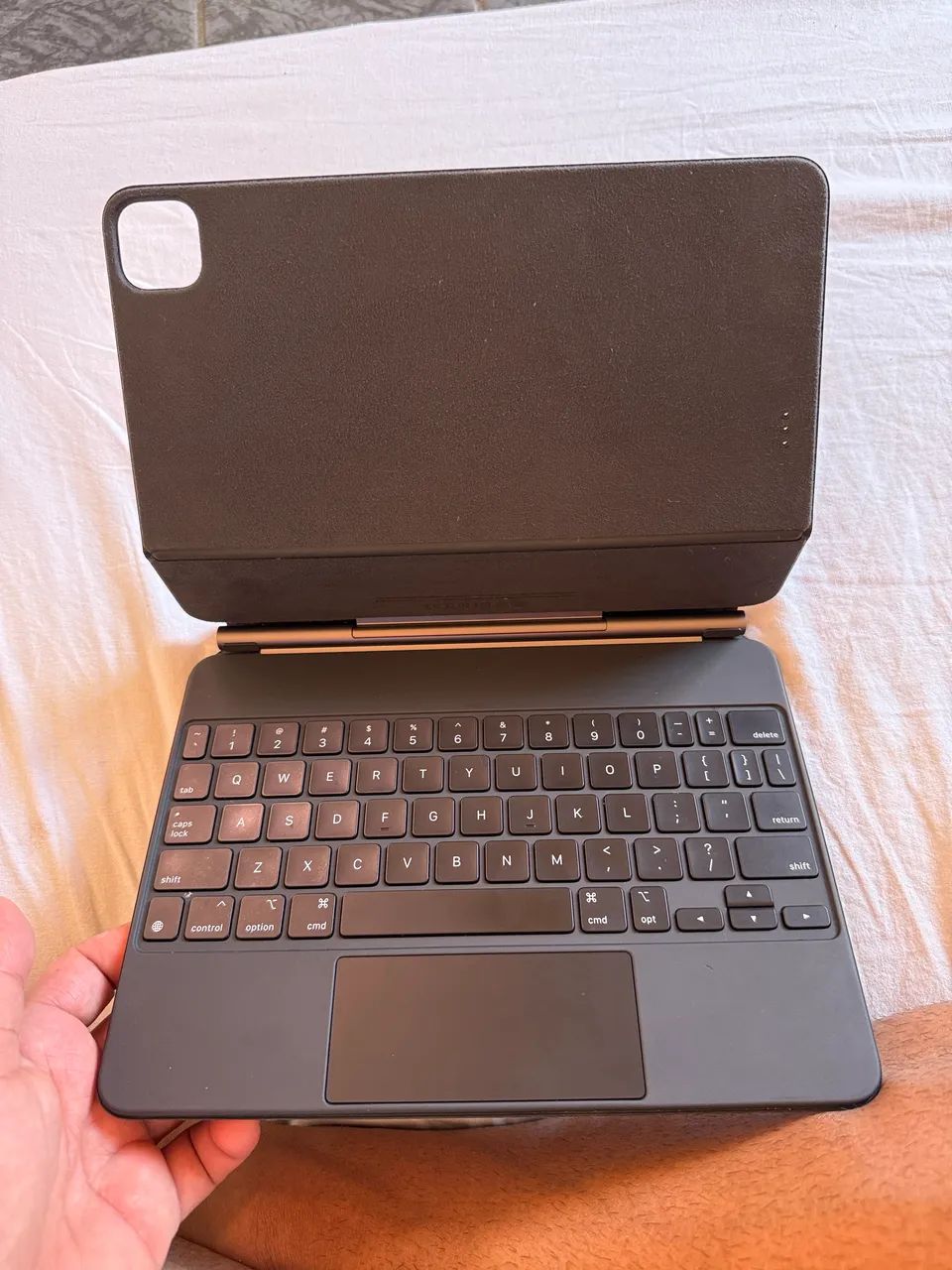 Magic keyboard 11 polegadas Apple original teclado com ipad impecavel R$1.500 reais - Foto 5