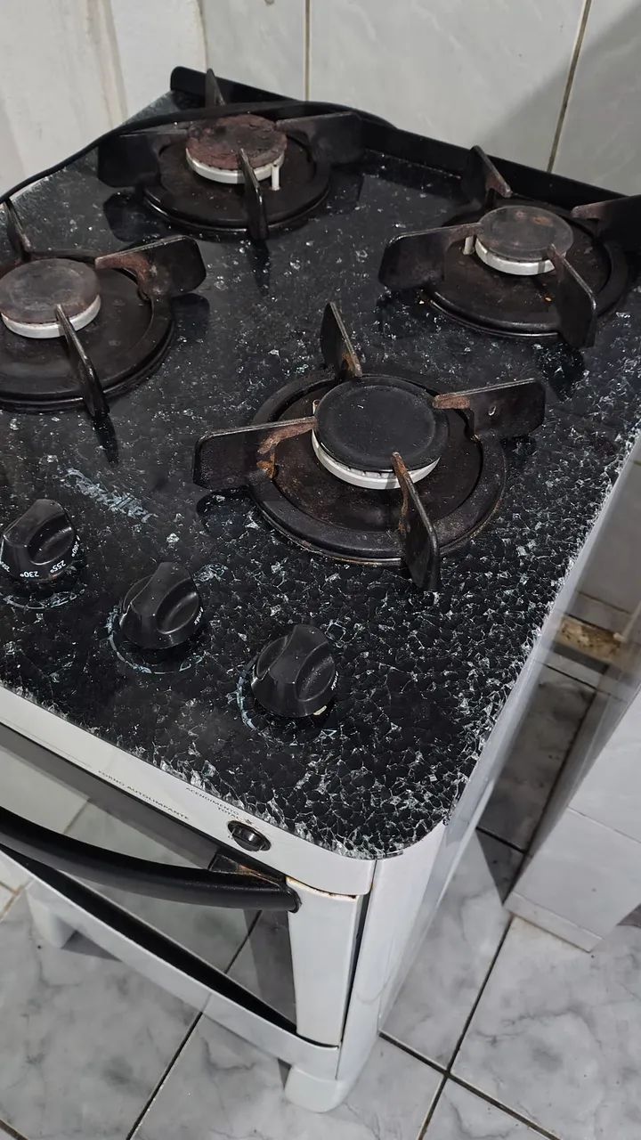 Fogão Esmaltec 4 bocas elétrico com tampo de vidro - Foto 5