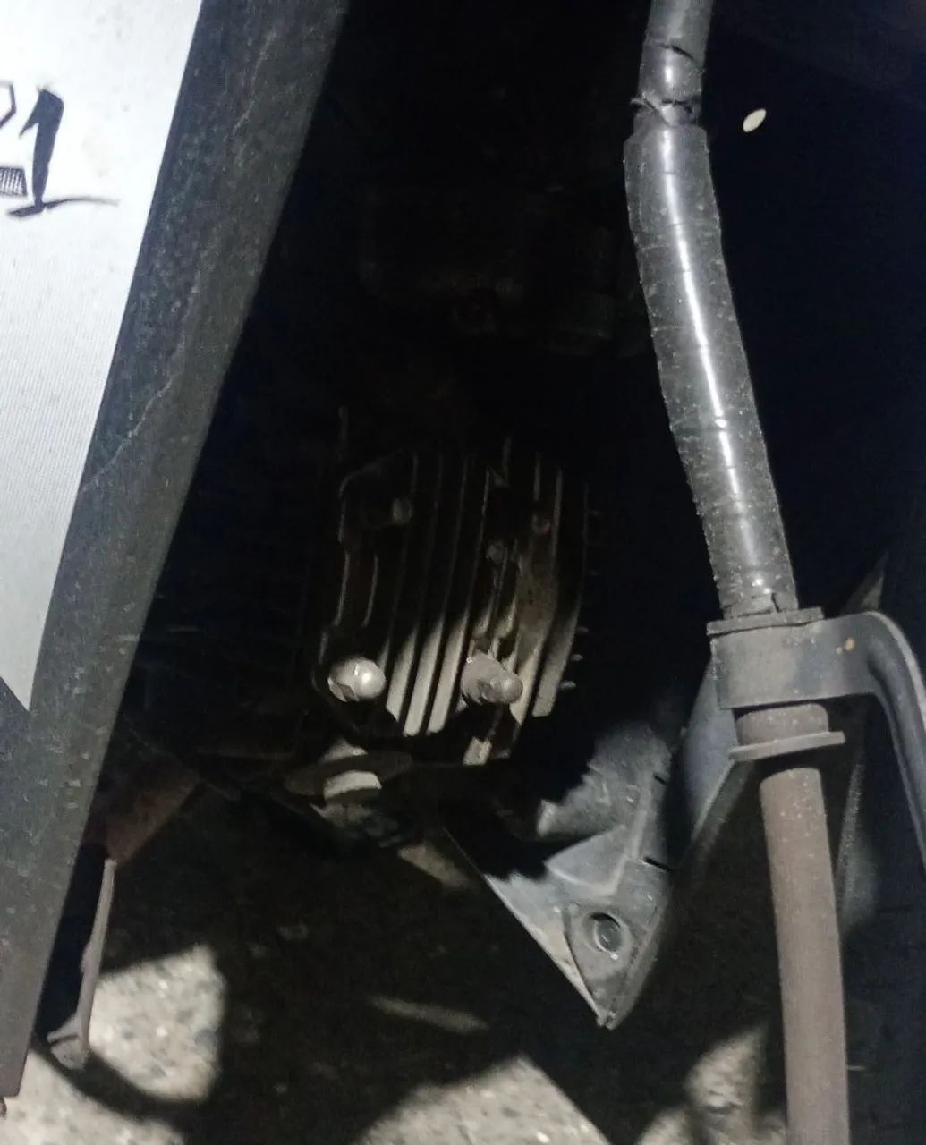 Troco motor da 50cc em biz 100 ou 125 tenho volta  - Foto 2