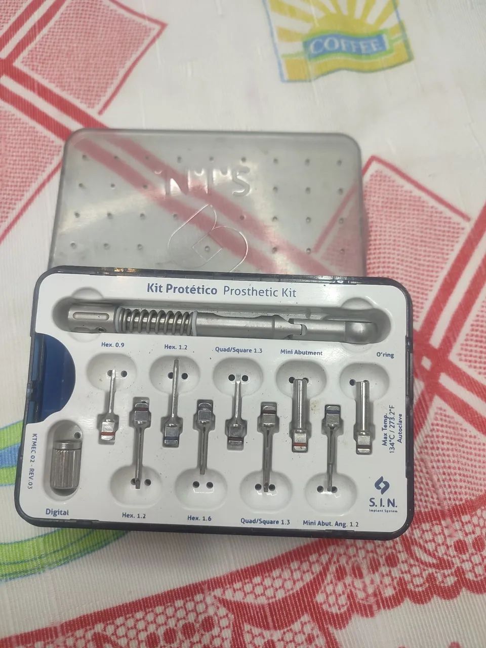 Vendo kit protético 