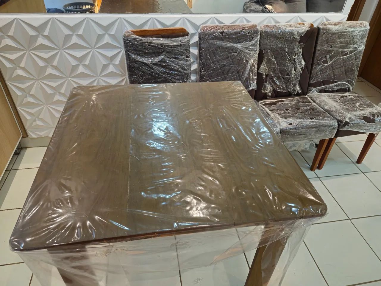 Mesa de jantar com 4 cadeiras - Foto 5